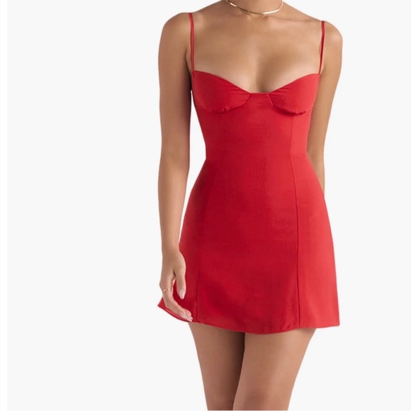 House of CB ‘Christiana’ Red Mini Dress NWOT - Picture 3 of 9